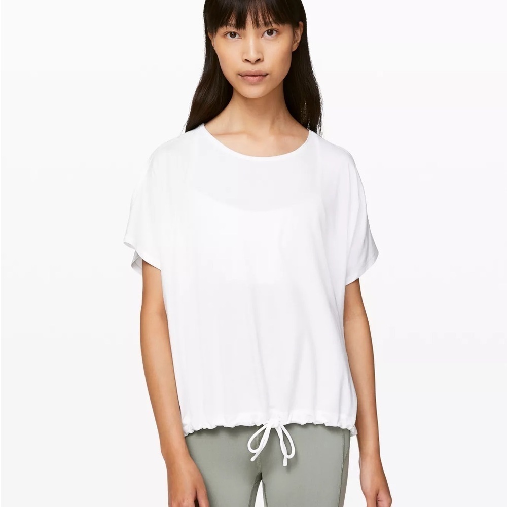 Lululemon White Renew the Day Cold Shoulder Short Sleeve Top Size 8